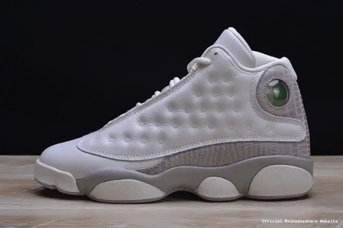 Official Maikesneakers 